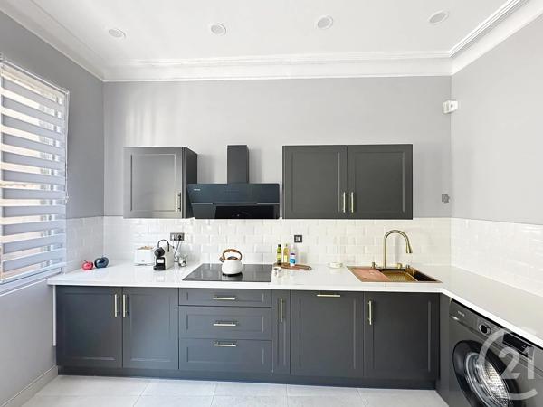 Appartement F3 à vendre  3 pièces - 94,19 m 2   AMELIE LES BAINS PALALDA  - 66