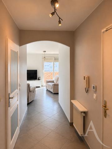 Appartement 4 pièces avec terrasse de 92 m² et jacuzzi