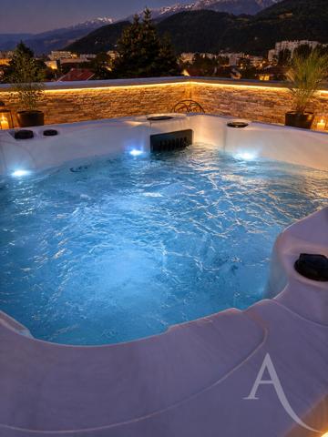 Appartement 4 pièces avec terrasse de 92 m² et jacuzzi