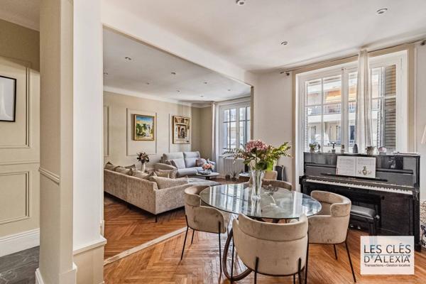 EXCLUSIVITÉ – LYON 6ᵉ SECTEUR FOCH – Appartement de caractère avec balcon, cave et grenier