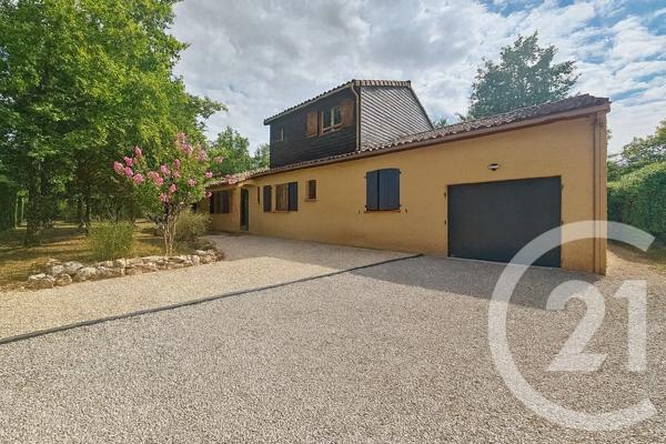 Maison à vendre  4 pièces - 186 m 2   ST NAUPHARY  - 82