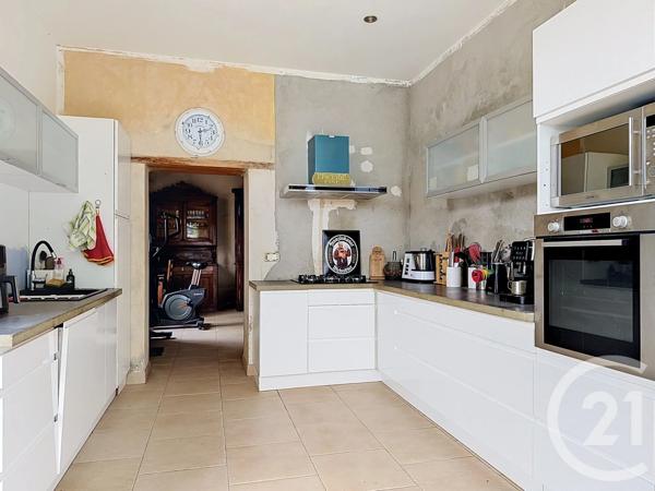 Maison à vendre  4 pièces - 186 m 2   ST NAUPHARY  - 82