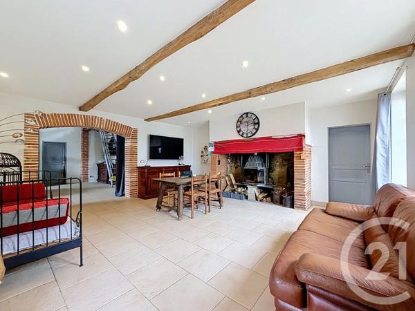 Maison à vendre  4 pièces - 186 m 2   ST NAUPHARY  - 82