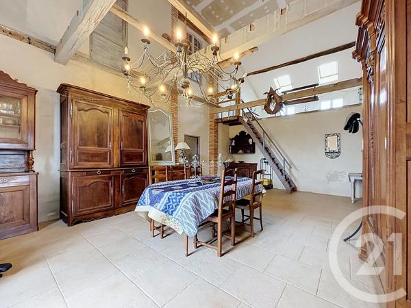 Maison à vendre  4 pièces - 186 m 2   ST NAUPHARY  - 82