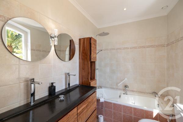 Maison à vendre  10 pièces - 327,17 m2 NICE - 06