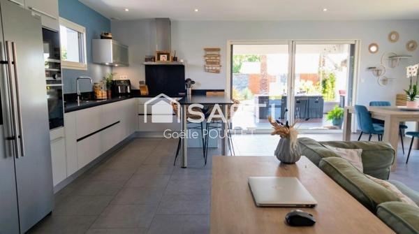 Maison contemporaine 125 m2- piscine chauffée