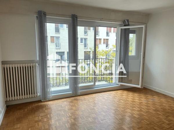 Location Studio 24.17 m² - 70 RUE DAMREMONT Paris 75018