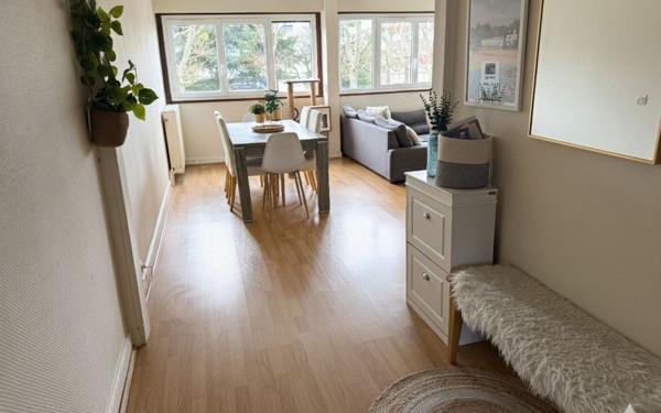 Appartement à louer    2 pièces •  Noisy-le-Roi