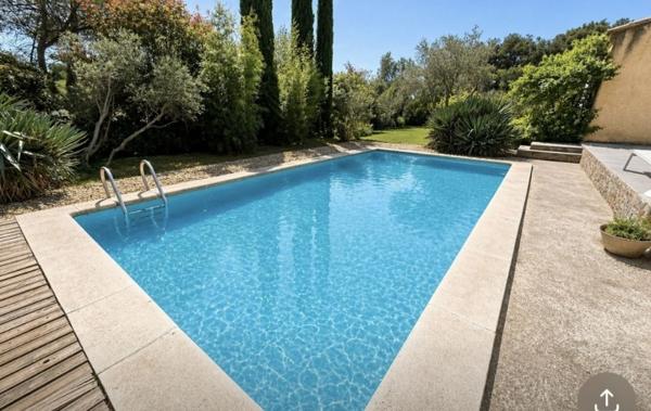Vente Villa Hauteurs à rafraîchir Vacqueyras   