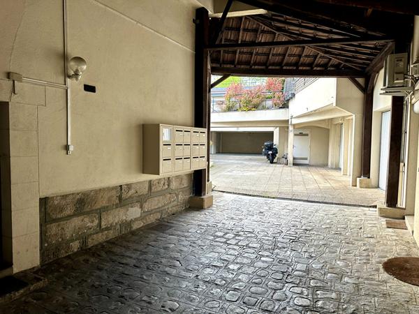 Appartement CHILLY-MAZARIN 6 pièces 110.25 m²