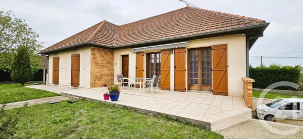 Maison à vendre  5 pièces - 109 m 2   MONTLUCON  - 03