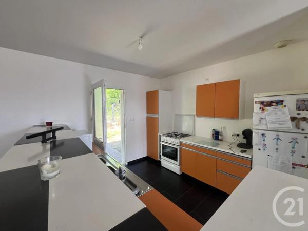 Maison à vendre  5 pièces - 109 m 2   MONTLUCON  - 03