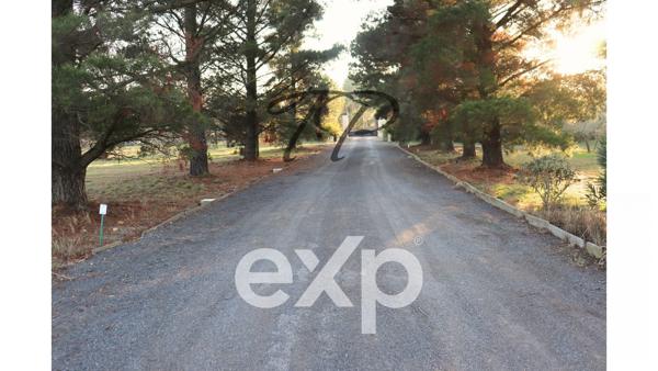 DOMAINE 2 HABITATIONS SUR 5 HECTARES DE TERRAIN