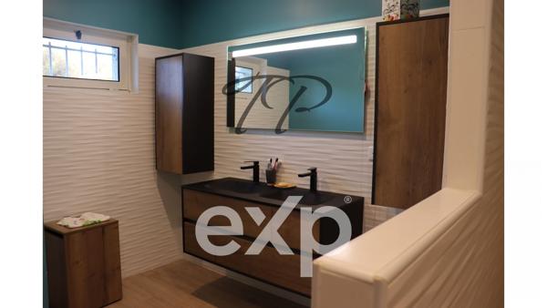 DOMAINE 2 HABITATIONS SUR 5 HECTARES DE TERRAIN