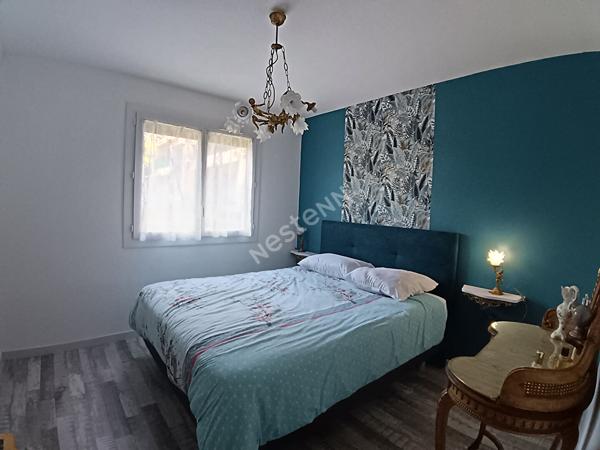 Appartement T3 en rez de jardin de 66,40m² , jardin de 40m², place de parking et cave de 4m²