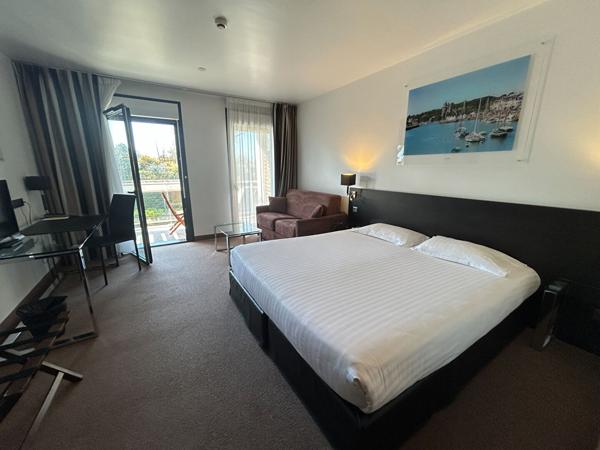 Appartement Pornic 4 pièce(s) 105.71 m2 BALCON DE 21.18M² EXPO SUD