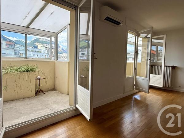 Appartement T5 à vendre  5 pièces - 98,18 m 2   GRENOBLE  - 38