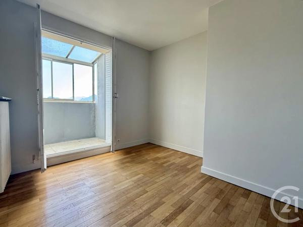 Appartement T5 à vendre  5 pièces - 98,18 m 2   GRENOBLE  - 38