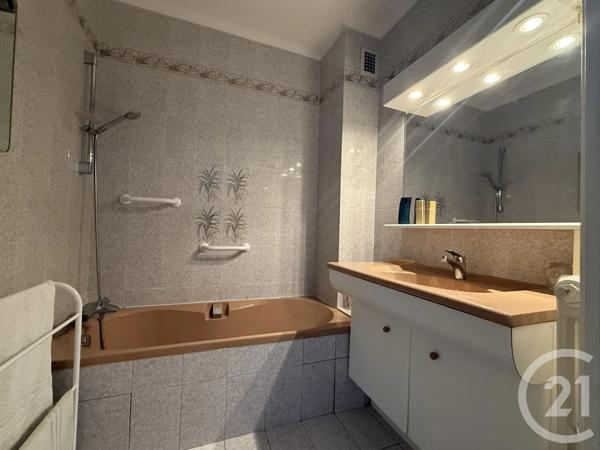Appartement T5 à vendre  5 pièces - 98,18 m 2   GRENOBLE  - 38