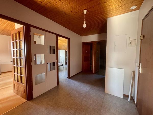 Location / Appartement T4