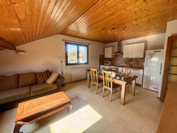 Location / Appartement T4