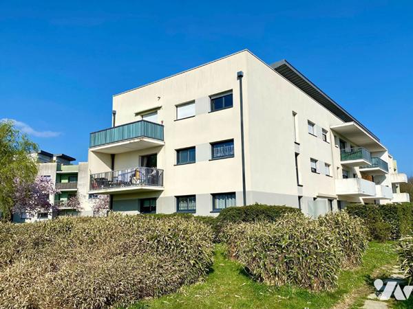 LE RHEU - CHARMANT T4 AU CALME DANS UN ECRIN DE VERDURE