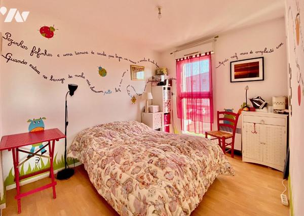 LE RHEU - CHARMANT T4 AU CALME DANS UN ECRIN DE VERDURE