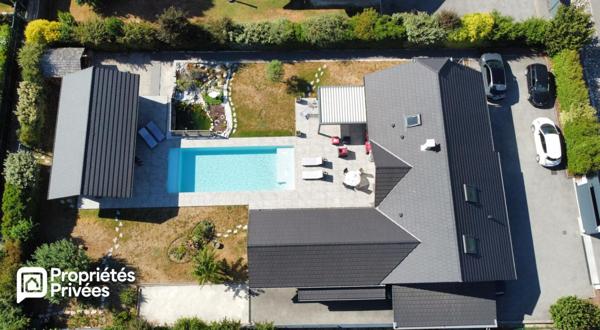 Propriété -7 pièces avec studio, atelier et piscine