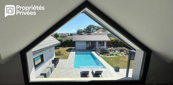 Propriété -7 pièces avec studio, atelier et piscine