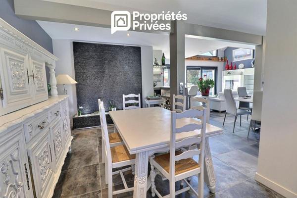 Propriété -7 pièces avec studio, atelier et piscine