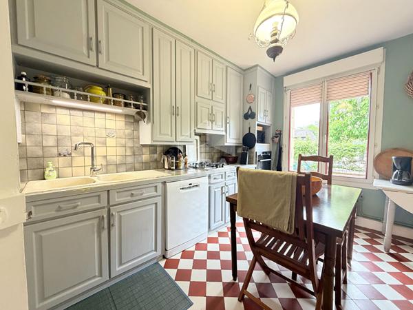 Maison Caen 7 pièce(s) 173.68 m2