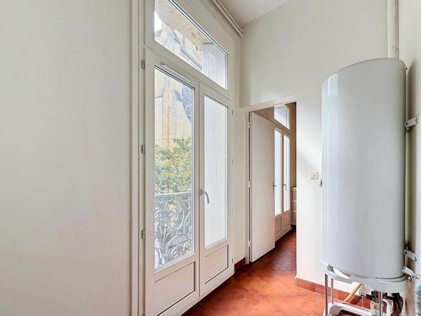 BERGERAC CENTRE – IMMEUBLE DE RAPPORT avec 3 superbes Appartements de Standing