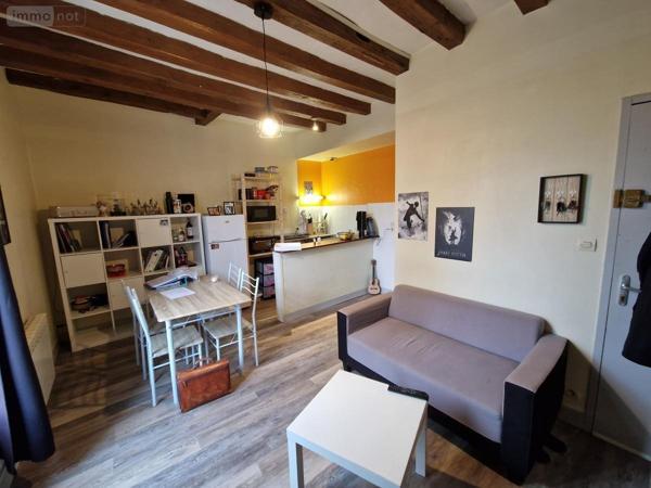 Immeuble à vendre à Loire-Authion dans le Maine-et-Loire (49250), ref : 49112-947