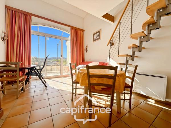 PONT ROYAL,Résidence du Lac, Appartement de 32 m2 avec vue panoramique sur le lac, belle exposition, situé au 2ème et dernier étage