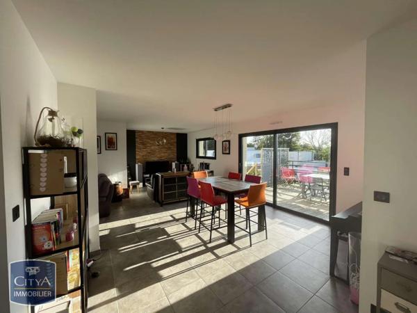 Maison à louer 5 pièces 120.78m²