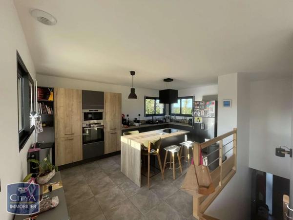 Maison à louer 5 pièces 120.78m²