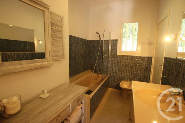 Maison à vendre  7 pièces - 173,33 m2 PERIGUEUX - 24