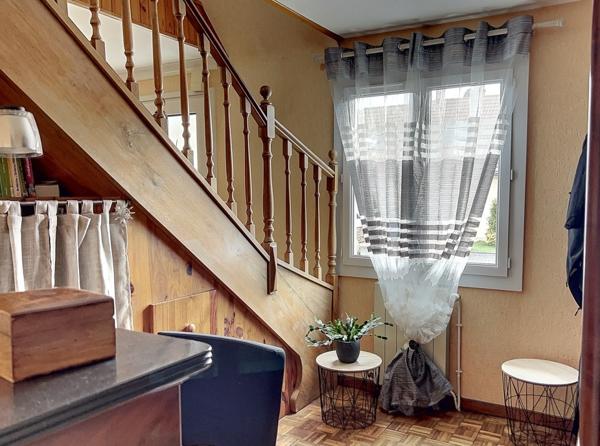 Maison de bourg, plain-pied à Changé