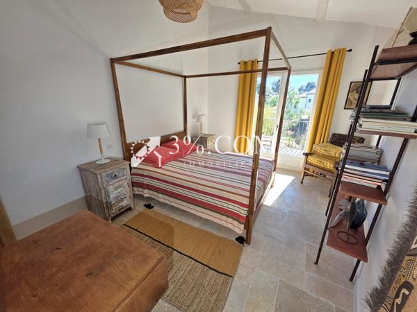 Villa 7 pièce(s) 6 chambre(s) 192 m²