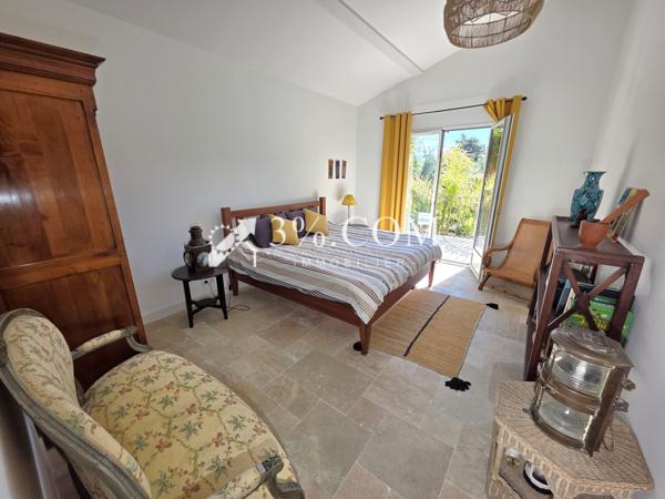 Villa 7 pièce(s) 6 chambre(s) 192 m²