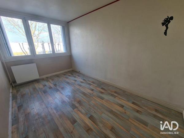 Location appartement 4 pièces 81 m² Villeneuve-Saint-Georges