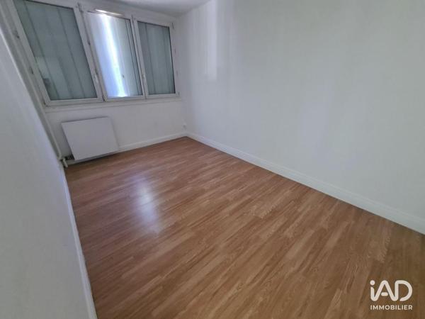 Location appartement 4 pièces 81 m² Villeneuve-Saint-Georges