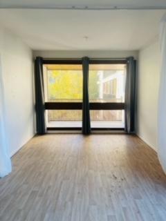 Appartement  PARC MONTAIGNE - 1 pièce(s) - 44 m2