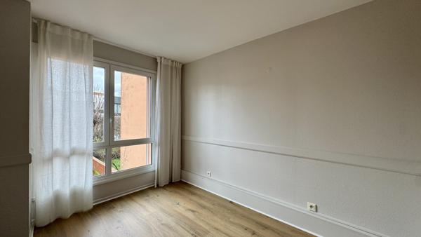 LOCATION – TOULOUSE – COTE PAVÉE – GRAND APPARTEMENT 3 PIÈCES