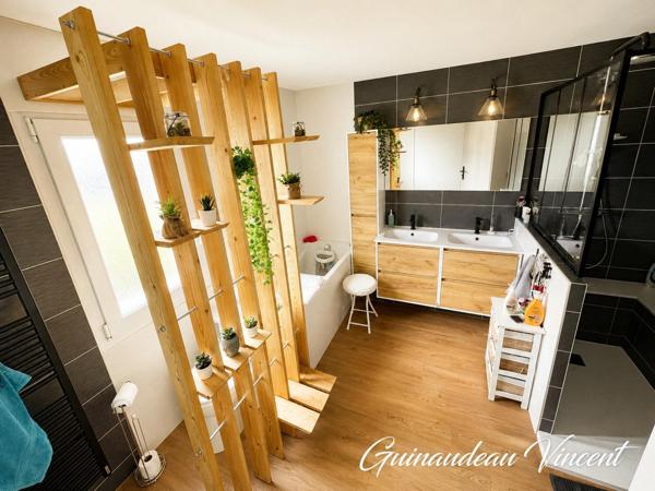 Maison à CHOLET, 49300 - 5 pièces 109m²