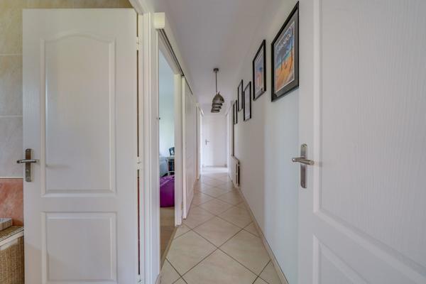 Montussan (33450) Maison 5 pièces de 118m2 habitables sur parcelle de 1052m2