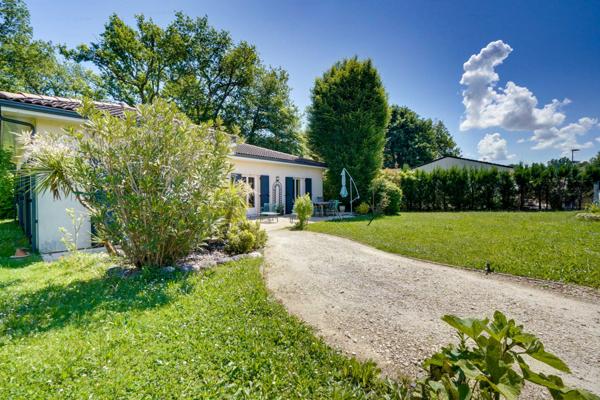 Montussan (33450) Maison 5 pièces de 118m2 habitables sur parcelle de 1052m2