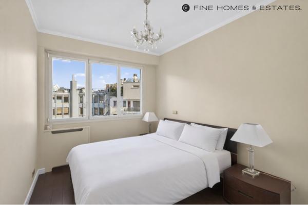 Appartement F6 à vendre  6 pièces - 141 m2 PARIS - 75008