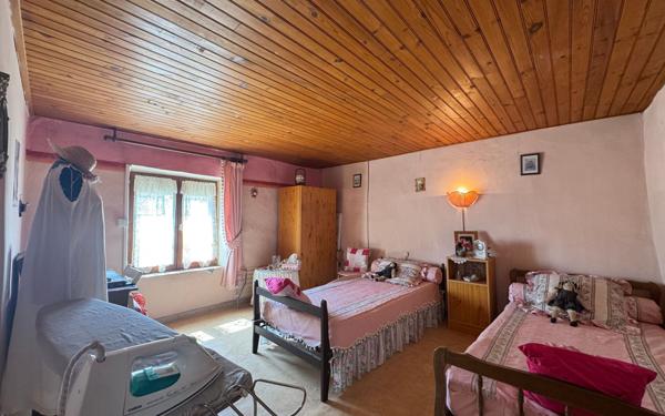 Maison à vendre    3 pièces •  Vias