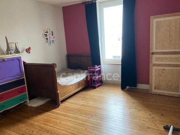 Maison à vendre 9 pièces (49)